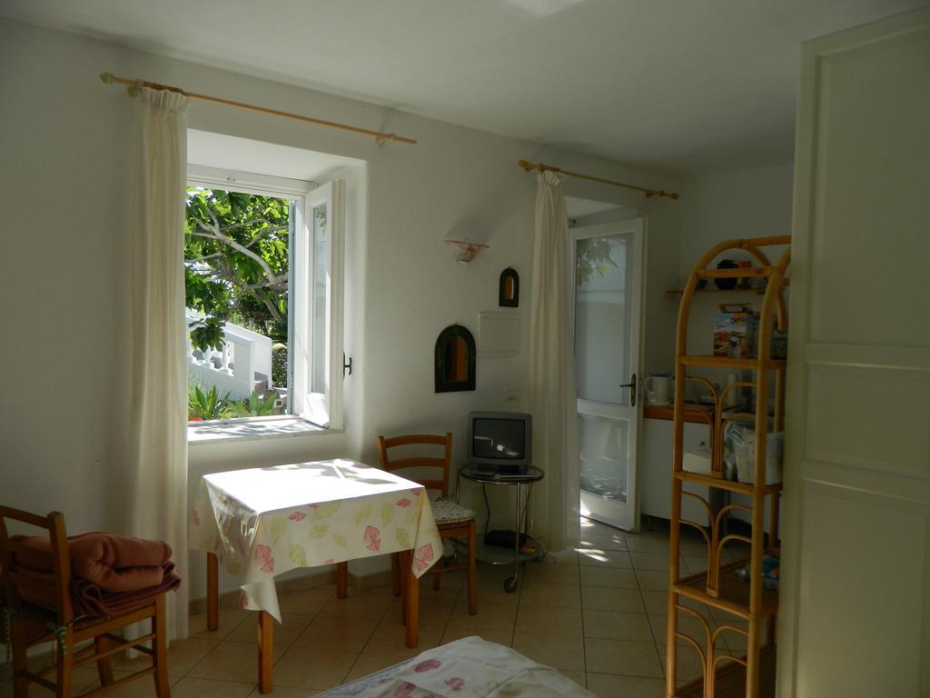Casa Ischia Apartment Forio di Ischia Стая снимка